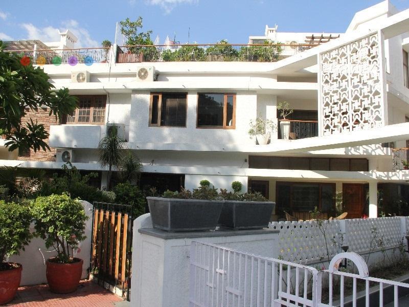 Ahuja Residency Golf Links Hotel Ню Делхи Екстериор снимка