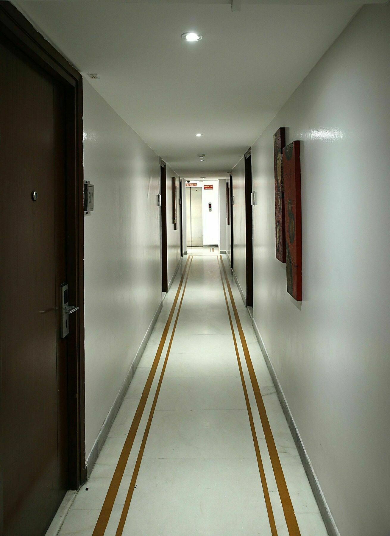 Ahuja Residency Golf Links Hotel Ню Делхи Екстериор снимка
