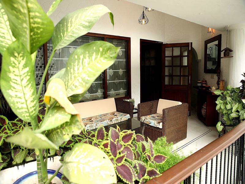Ahuja Residency Golf Links Hotel Ню Делхи Екстериор снимка